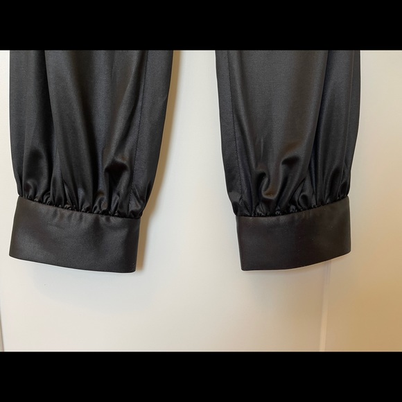 Elizabeth and James satin jumpsuit. Size 2. - Picture 3 of 9